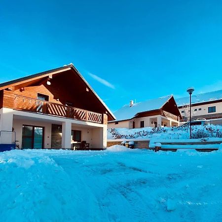 Chaty Krusetnica S Luxusnym Privatnym Wellness المظهر الخارجي الصورة
