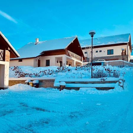 Chaty Krusetnica S Luxusnym Privatnym Wellness المظهر الخارجي الصورة