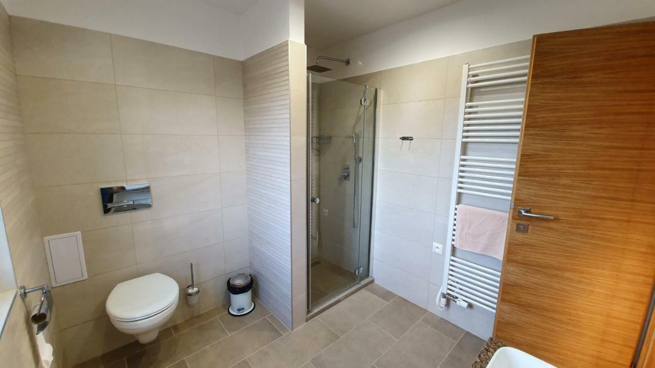Chaty Krusetnica S Luxusnym Privatnym Wellness المظهر الخارجي الصورة